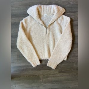 New Aritzia 1/4 Zip Sweater